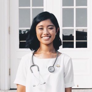 Meet your Posher, Aya